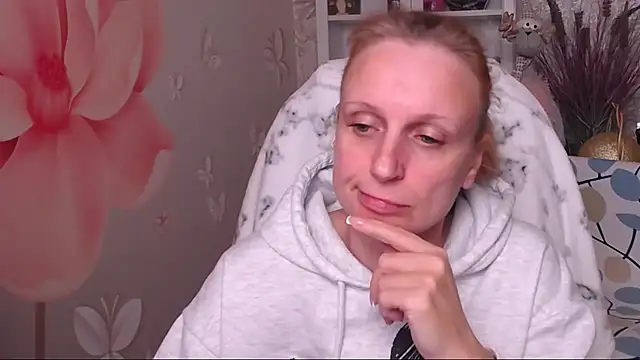 Venus love1 online show from 12-22-25, 06:16