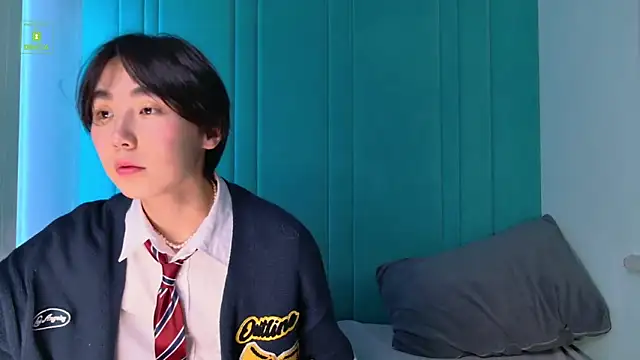 HeejinWang online show from 10-22-25, 08:19