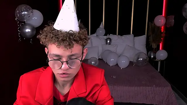 NathanCurl online show from 10-21-25, 07:31