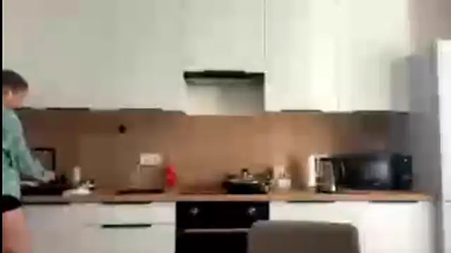 Snapshot of FavorLeila chatting on 10-01-25, 12:22 FavorLeila online show from 10-01-25, 12:22