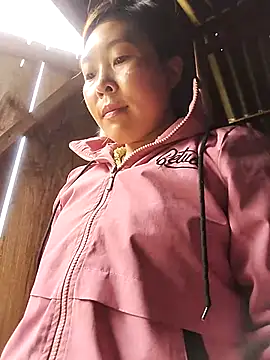 Snapshot of Siathong chatting on 09-19-25, 07:54 Siathong online show from 09-19-25, 07:54