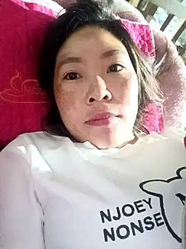 Snapshot of Siathong chatting on 09-20-25, 10:55 Siathong online show from 09-20-25, 10:55