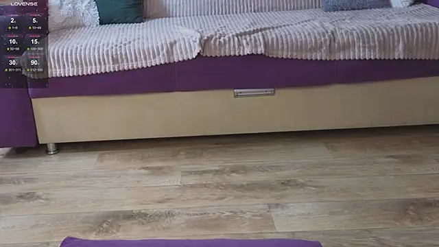 Snapshot of Gentle_Ariel chatting on 06-17-26, 03:09 Gentle Ariel online show from 06-17-26, 03:09