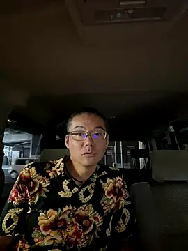 Snapshot of pai-chin-kun chatting on 09-18-25, 05:31 pai-chin-kun online show from 09-18-25, 05:31