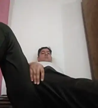 Snapshot of Love40777 chatting on 03-22-26, 06:44 Love40777 online show from 03-22-26, 06:44