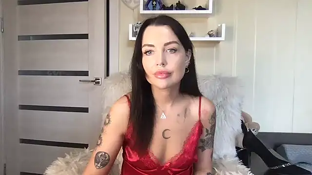 Snapshot of ArinaAmour chatting on 06-19-26, 03:27 ArinaAmour online show from 06-19-26, 03:27