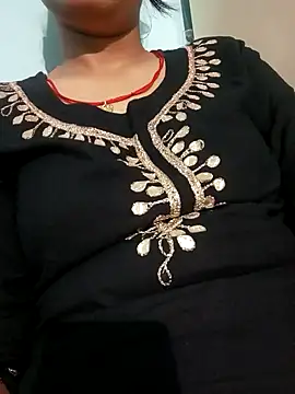 Mahira Kapoor online show from 09-16-25, 07:20