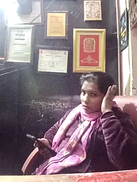 aliya-jaan71 online show from 12-18-25, 04:24