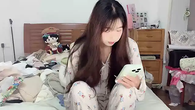 Akong11 online show from 09-30-25, 03:28