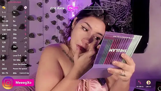 Snapshot of MegXo chatting on 12-19-25, 07:37 MegXo online show from 12-19-25, 07:37