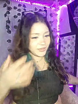 Snapshot of MegXo chatting on 12-20-25, 06:53 MegXo online show from 12-20-25, 06:53