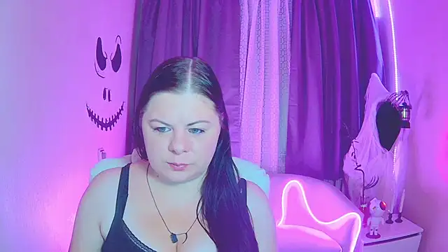 BritneyRaine online show from 10-30-25, 07:21