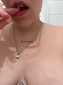 anonyme hot47 online show from 04-19-26, 08:46