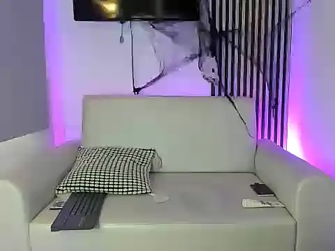 toji luxxer online show from 10-26-25, 08:15