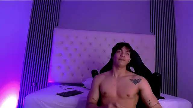 toji luxxer online show from 11-14-25, 08:46