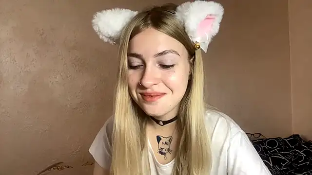 LanaNoir online show from 10-15-25, 12:27