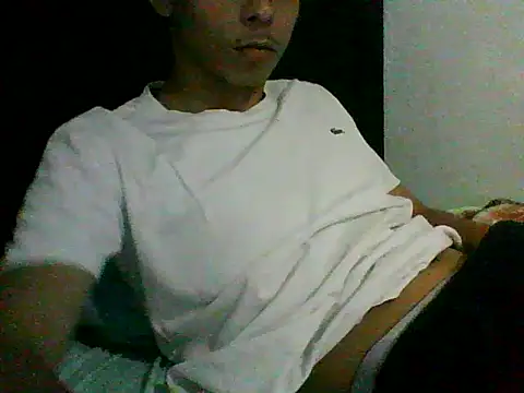 Snapshot of KingLamed chatting on 09-15-25, 02:11 KingLamed online show from 09-15-25, 02:11