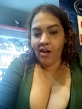 LaraStons online show from 10-07-25, 01:25