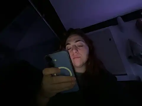 PeridotPrincessOfficial online show from 12-16-25, 10:37