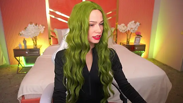 Snapshot of ShyySiren chatting on 09-20-25, 06:14 ShyySiren online show from 09-20-25, 06:14