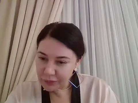 Snapshot of Lomivah chatting on 02-15-26, 07:32 Lomivah online show from 02-15-26, 07:32