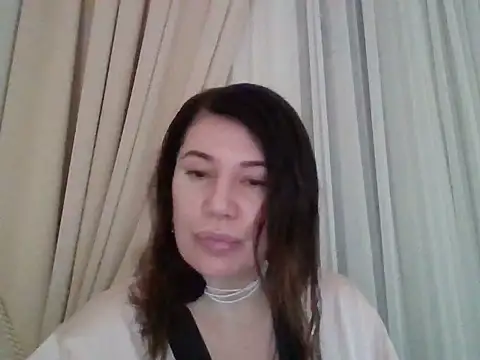 Snapshot of Lomivah chatting on 02-16-26, 08:05 Lomivah online show from 02-16-26, 08:05