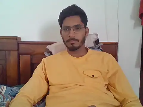 Snapshot of vikranthLong chatting on 10-30-25, 07:10 vikranthLong online show from 10-30-25, 07:10