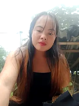 Snapshot of emilyzz chatting on 10-24-25, 12:19 emilyzz online show from 10-24-25, 12:19