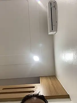 Snapshot of Bella_sexy98 chatting on 10-25-25, 06:21 Bella sexy98 online show from 10-25-25, 06:21