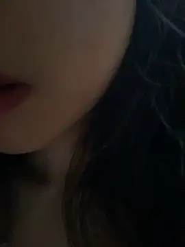 Snapshot of Bella_sexy98 chatting on 11-14-25, 02:54 Bella sexy98 online show from 11-14-25, 02:54