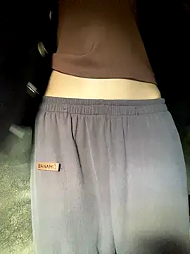 Snapshot of Bella_sexy98 chatting on 11-20-25, 03:07 Bella sexy98 online show from 11-20-25, 03:07