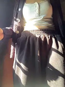 Snapshot of Bella_sexy98 chatting on 12-01-25, 02:16 Bella sexy98 online show from 12-01-25, 02:16