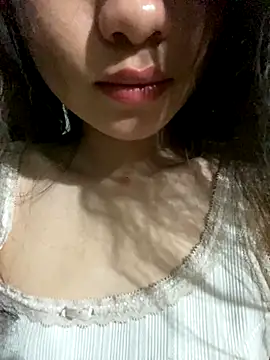 Snapshot of Bella_sexy98 chatting on 12-02-25, 02:56 Bella sexy98 online show from 12-02-25, 02:56