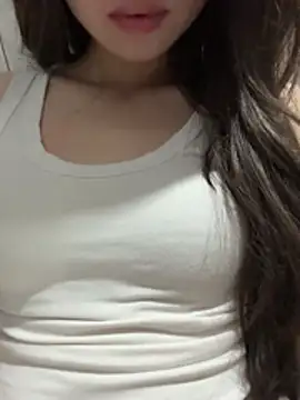 Bella sexy98 online show from 07-05-26, 03:02