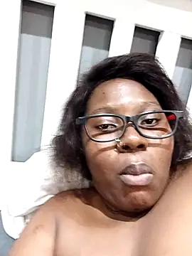 Snapshot of Darkchokola33 chatting on 09-23-25, 10:51 Darkchokola33 online show from 09-23-25, 10:51