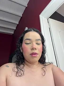 krisstenSantos online show from 12-16-25, 12:43