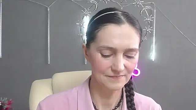 Snapshot of TayaFinch chatting on 05-07-26, 11:59 TayaFinch online show from 05-07-26, 11:59