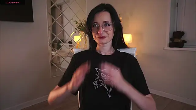 DarcyAspacio online show from 09-24-25, 11:24