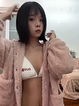 Snapshot of qiqi_x chatting on 02-26-26, 01:54 qiqi x online show from 02-26-26, 01:54