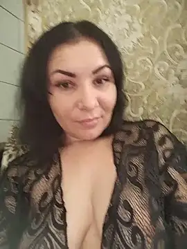 Snapshot of Mia24Blove chatting on 07-16-26, 10:54 Mia24Blove online show from 07-16-26, 10:54