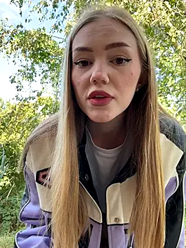 MilaMoone online show from 09-28-25, 10:09