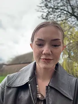 MilaMoone online show from 04-04-26, 11:08