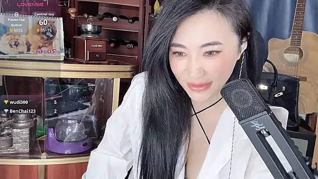 Snapshot of A-Lin-666 chatting on 09-19-25, 05:53 A-Lin-666 online show from 09-19-25, 05:53