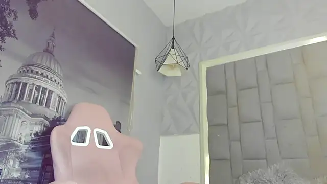 Snapshot of ile_matamba chatting on 10-28-25, 02:09 ile matamba online show from 10-28-25, 02:09