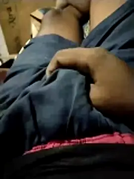 Snapshot of samsharma- chatting on 10-13-25, 05:51 samsharma- online show from 10-13-25, 05:51