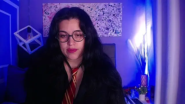 Snapshot of Andrea_secret_ chatting on 09-19-25, 02:18 Andrea secret online show from 09-19-25, 02:18