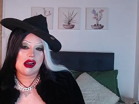 Snapshot of Andrea_secret_ chatting on 10-08-25, 03:09 Andrea secret online show from 10-08-25, 03:09