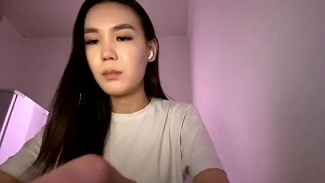 marry dreams online show from 12-17-25, 02:12