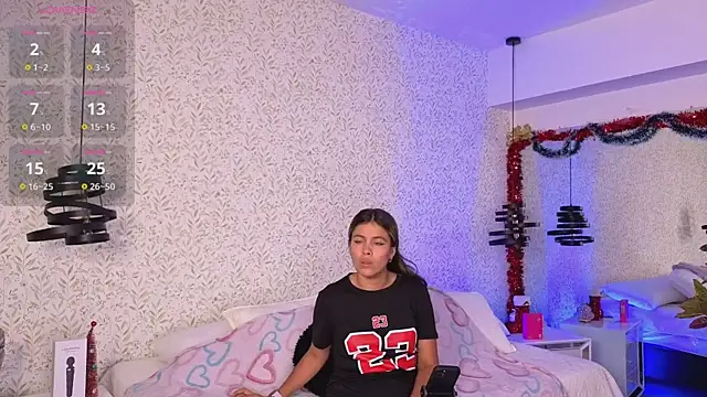 EMILIIA RICHTER   online show from 01-05-26, 07:28