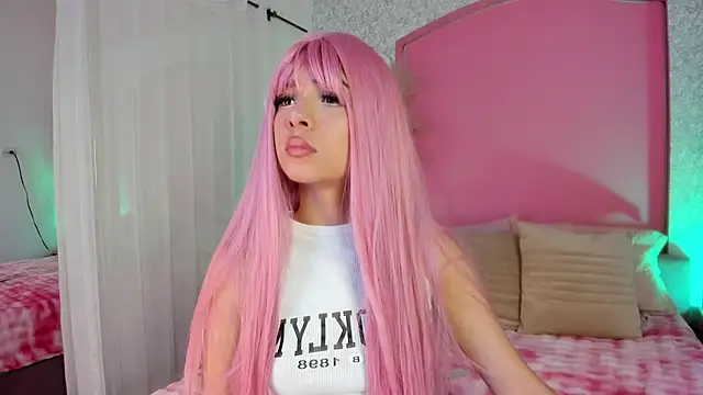 Peytonn Monroe online show from 02-10-26, 08:02